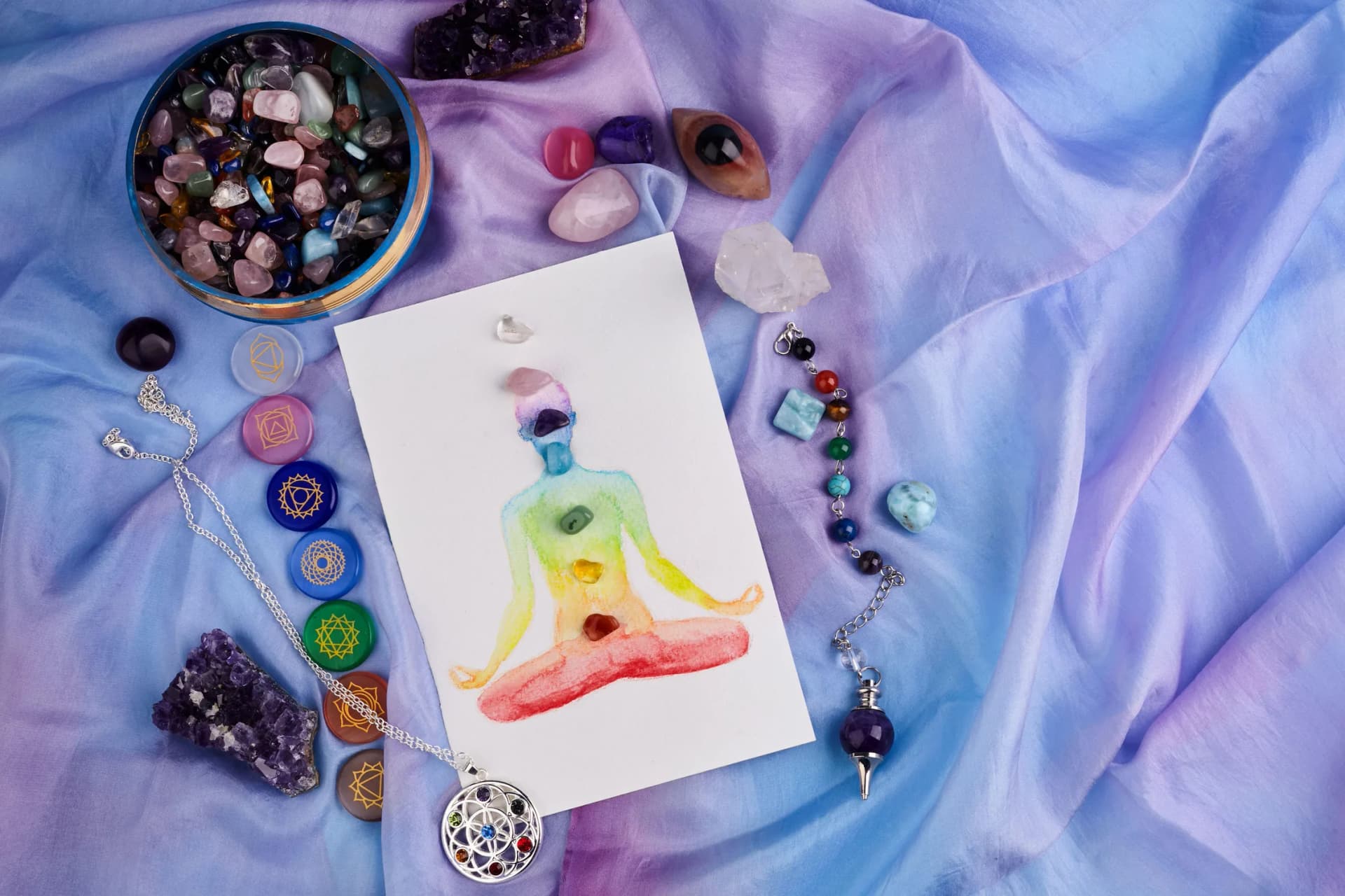 astrea ilustrativa cristales chakras